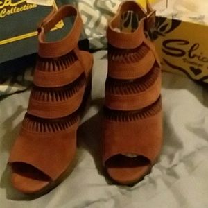 SBICCA VINTAGE COLLECTION, LIKE NEW CONDITION